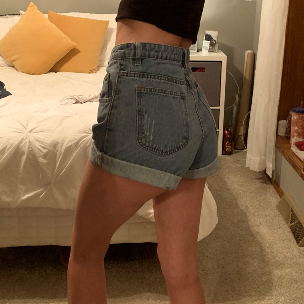 Princess Polly Highwaisted Shorts